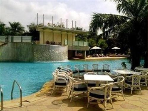 Palm Meadows Resort Bangalore Exterior foto