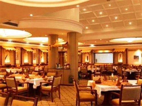 Palm Meadows Resort Bangalore Exterior foto