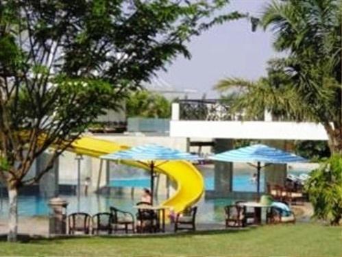 Palm Meadows Resort Bangalore Exterior foto