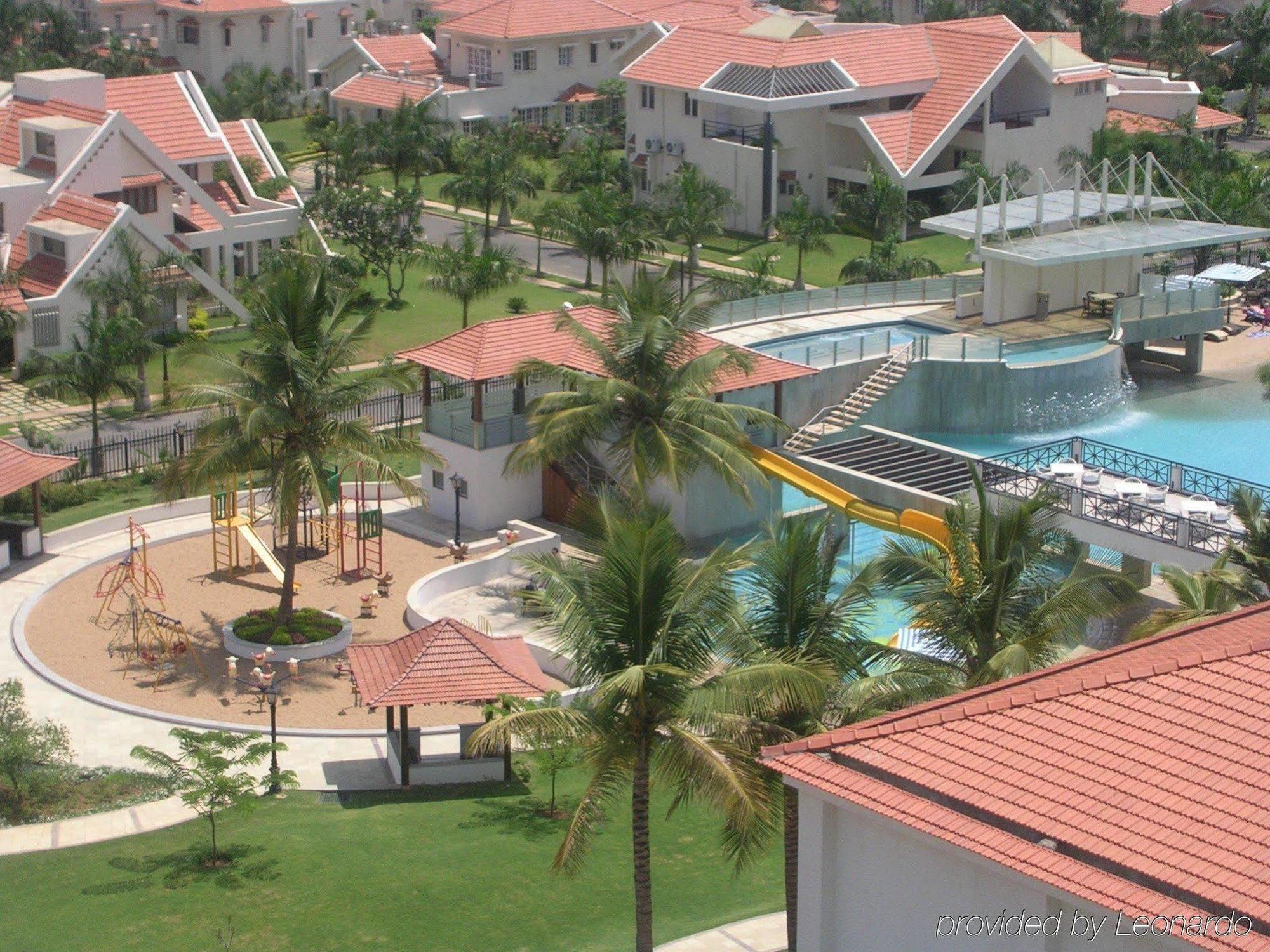 Palm Meadows Resort Bangalore Exterior foto